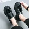 Casual Shoes Round Toe Tassel Loafers Mens Party and Business Thick Soled Men Dress Platform Bekväma andningsbara