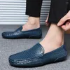 أحذية غير رسمية 2024 Summer Men Genine Leather Mens Laiders Moccasins Hollow Out tremable lead