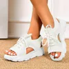 Casual skor sommar kvinnor sandaler mesh klackar storlek 8 liten kil för hög häl klänning