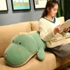 Filmer TV PLUSH Toy Ny Huggble Big Long Cute Dinosaur Plush Toy Soft Cartoon Animal Crocodile fylld doll Boyfriend Pillow Kid Girl Birthday Present 240407