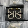 Lyxdesigner smycken örhängen designer senior klassiska örhängen lyx varumärkesdesigners brev stud geometriska berömda pärlörhängen fest gåva