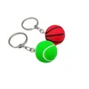 Keychains Lanyards Nouveau simulation Mini 3cm football Keychain Basketball Tennis Rugby Clé Global cadeau K5123 Q240403