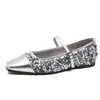 Casual schoenen Yatagody Maat 34-42 vrouwen glitter ballet flats stalen teen Mary Jane Buckle riem lage hakken loafers 2024 ins feest bruiloft