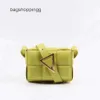 Klassieke geweven tassen Purse Mini Lady Bottegs Tote Bag Luxury 2024 Mandontwerper Cassettes Venata Handbuier Lady Messenger Crossbody Crossbody Evening Cabbage Gi5g