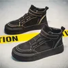 Chaussures décontractées Sneakers hommes Bottes en cuir en daim de concepteur plat Skatebaord High Top Plateforme pour hommes