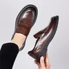 Casual Shoes Mens British Style loafers äkta läder elegant bröllopsfest klänning brun svart slip-på företag