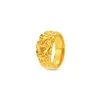 Anelli di nozze leggera Luxury Luxury Gold Texture Anello placcato in acciaio inossidabile per donne Regali natalizi di compleanno di fidanzamento