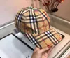 Designer Burbberies Ball CPAS New England Plaid Rainbow Men039 Women039s Universal Baseball Cap Plaid Four Saison 7751132