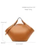 Cezira Solid Color Oversize Pu Vegan Leather Tote Women Niche Design stor kapacitet axelhandväskor dagligen datering shopping väskor 240323