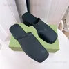 Pantofole designer sandals sandalo sandalo sandalo sandalo in gomma pantaloncinetti tacchi alti pezzi di cristallo slippista ridotto fullfuffs piattaforma muli alfabeto scarpe caramella colo colo