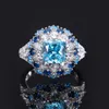 Exquisito gioielli di moda: anello d'argento S925 con bellissimo design fiore topazio blu