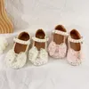 Kinderleren schoenen Kinderen Babymeisjes Princess Butterfly Bright Diamond Party Flats Shoe Soft Sole Pu Leather Shoes 240328