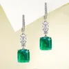 Stud -oorbellen mode veelzijdige niche 925 Sterling Silver Emerald gecombineerd met hoge koolstof diamant bruiloft sieraden groothandel