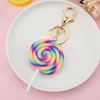 Keychains Lonyards Nouveau simulation arc-en-ciel Lollipop Keychain Car Sac Pendentif Résine Soft Céramique Small Gift K2309 Q240403