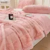 Battaniyeler Süper Yumuşak Peluş Battaniye Kalın Sıcak Yatak Ofis Şekerliliği Koyu Slips Slipcover Yatak Odası Kanepe Ev Dekor