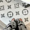 Mode Kasjmierachtige tapijt Woonkamer Stain-resistente gemakkelijk te maken Lichte Luxe Noordse slaapkamer Dremmers Tapijt Tapijt Mantelkamer Koudbestendige tapijten