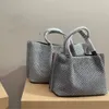 Designer Beach Borse Design di lusso Donne a scacchi per la borsa per vacanza in spiaggia estiva in spiaggia per la spiaggia per la spiaggia di grande capacità