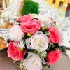 Fleurs décoratives délicat de la pièce maîtresse de table de fleurs