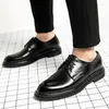 Lässige Schuhe Fashion Leder Gentleman Stress Männer Geschäft fahren handgefertigte schwarze Ladungsstätte Chaussure Party Flats Kleid Kleid