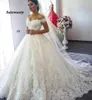 Off Shoulder Princess Wedding Dresses Ball Gown 2021 Spets Applique Pärlor med ärmar Brudklänning Bride Dress Vestido de Noiva1863069