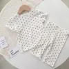 Roupas põe roupas de roupas de dormir infantis Conjunto infantil bebê verão ao ar livre desgaste 2024 Moda Casual Casual infantil garotas coreanas terno coreano