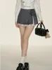 Gonna pieghevole in stile houzhou in stile preppy women coreano bandage bandage pizzo bordo vintage grigio mini scuola sexy estate y2k 240403