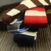 Nekbladen gestreepte gebreide halslijn voor mannen met een smalle 5,5 cm wollen gebreide halslijn tie Koreaanse casual stropdas shirt accessoires set halslijn c240412