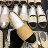 Chaussures décontractées Brand France Chaussures pêcheurs délicats Femme Chaussure Espadrilles Channe Stiching Femmes Femmes en cuir oxfords