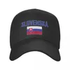 Ball Caps Slovaquie Nom du pays avec drapeau Sun Baseball Cap de baseball respirable hommes ajustés Femmes de football extérieur pour cadeau