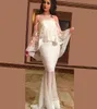 2018 Sexig sjöjungfru aftonklänningar Appliced ​​pärlor Jewel Lace Cape Cloak Illusion Back Sweep Length Prom Gowns2016723