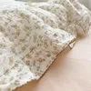 Koreanische Baby Girl Crib Bettwäsche Set Bunny Rose Cherry Blumendruck Baumwolle Muslin Cot Kit Duvet Abdeckblatt Kissenbezug 240408