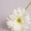 Dekorativa blommor Simulering Verklig beröring Tyg Daisies Green Plant Wedding Artificial Flower Gerbera Branch Party Decoration