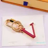 Keychains Lanyards 자동차 금속 키 체인 남성 여성 2024 패션 브랜드 디자이너 신발 키링 금속 고급 가방 펜던트 액세서리