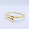 18K Gold Unh Nail Bracelet Designer Womens Bangle Classic Charm Girl Day Day Love Gift 316L Jóias 19531730 2x6t