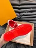 Nova famosa marca de marca casual do centro de homens sapatos de couro branco tênis preto top top wholesale desconto man skateboard walking rd240204