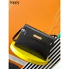 Nieuwe 24SS Franse stoktas Manhattan Bag Modemerkontwerper Schouder Luxe handtas Leer Damese messenger Zwarte portemonnee Premium damestas