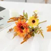 Fleurs décoratives 5pcs tournesols artificiels faux bouquet de mariée de fête de mariage de maison de maison de maison po accessoires en soie (sans vase)