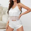 Heimkleidung 2pcs Frauen Schlinge Shorts Nachtwäsche Pyjamas Sets Schlafanzug Homewear Lounge sexy v Hals Spitzenkante Eis Seide