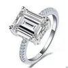 Anneaux Emerald Cut 3ct Lab Diamond Ring 925 Sterling Sier Jewelry Engagement Band pour femmes Livraison de chute d'accessoires de fête de mariée OT75T