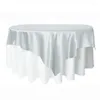 Tableau de table 2024 33 Couleur carrée nappe de superposition en satin Tissu de tissus solides couvrent la fête de mariage El Banquet Decor