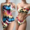 Damskie stroje kąpielowe 2024 Modna kolorowa drukowana bikini trzyczęściowy zestaw seksowne osłony bez ramiączek letnie plaż