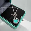 Designer Brand Tiffays OT Needle Buckle Love Pendant 925 Silver Heart Three Color Oil Dropping Enamel Necklace