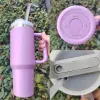 NEU 40oz Schokoladengold rosa Flamingo Abenteuerlöser H2.0 Turlers Tassen Isolierte Edelstahl -Auto -Tassen mit Griff und Strohwasserflasche 0304