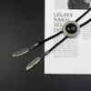 Bolo Ties Mens Fashion Retro Advanced Tie Rope Bolo Tie Rhine Stone Gem Bow Tie Round Crystal New Neckline Accessories 240407