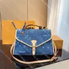 Sac à bandoulière de denim en denim en jean Boches de magasinage en jean Femme Claquette Bage de plage de grande capacité Sacs à bandoulière avec porte-cartes clés Pouche de luxe sac à main