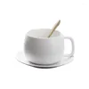 컵 접시 접시 및 숟가락과 숟가락 세트 간단한 무광택 애프터눈 찻잔 창조적 인 도자기 물 머그잔 드링크웨어를 가진 북유럽 세라믹 커피 컵