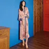 Huiskleding Casual vrouwen kimono gewaad lange roze print bloemen slaapkleding zomer satijnen huiskleding halve mouw badjas jurk