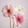 Dekorativa blommor Simulering Verklig beröring Tyg Daisies Green Plant Wedding Artificial Flower Gerbera Branch Party Decoration