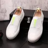 Chaussures décontractées Fashion Design en cuir baskets blanches Slip on Men Locages Flats mâle 79