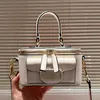 Designerinnen Frauen look mini kosmetische häupttasche italien luxury brand vlogo obere griff nappa leder kupplungsbeutel lady crossbody gurt trunk box Handtasche Handtasche